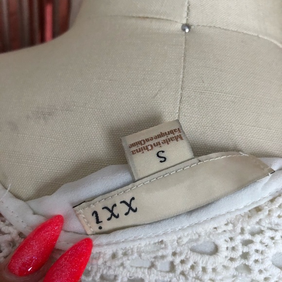 White Button Collar Dress - Picture 6 of 7